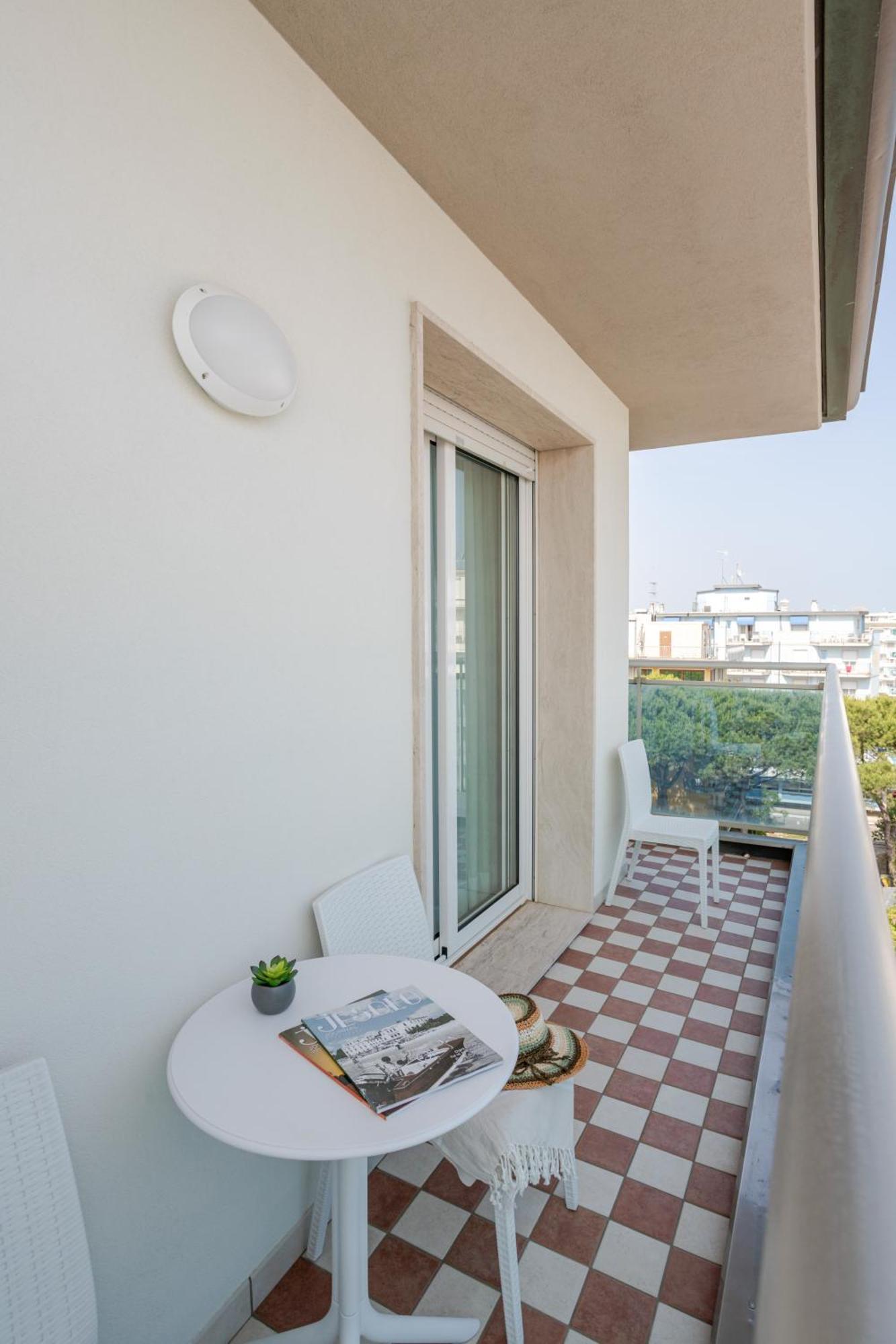 La Brezza Frontemare 3*