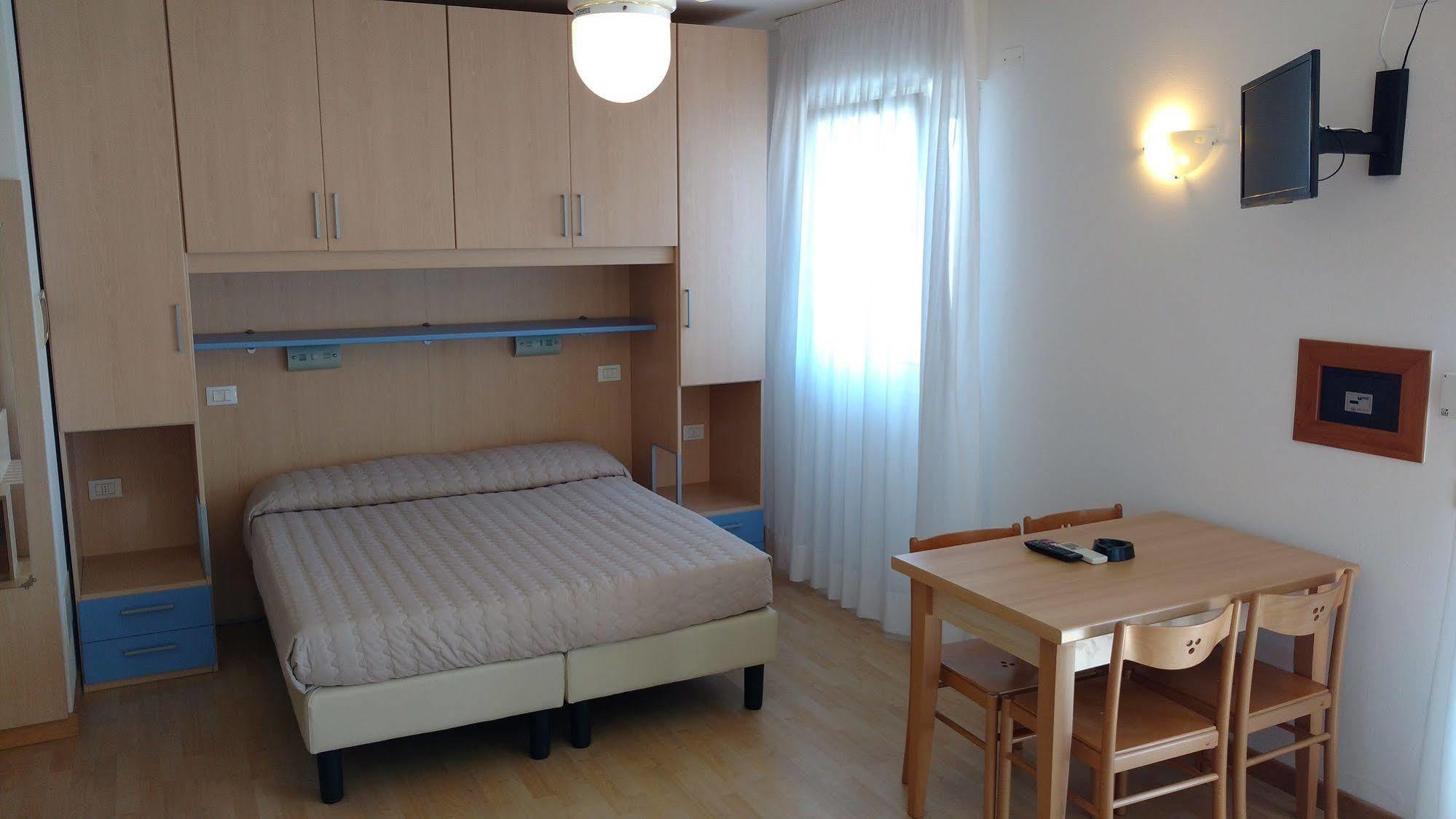 La Brezza Frontemare