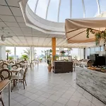 Hotel La Brezza frontemare