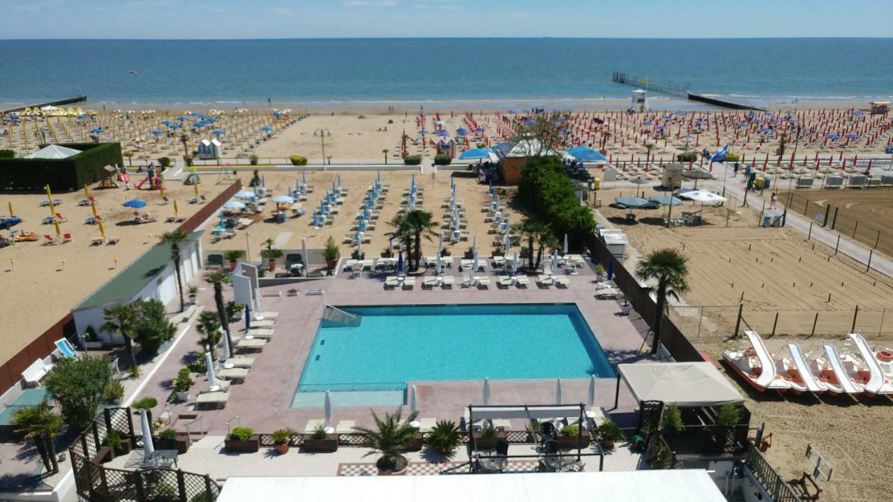 La Brezza Frontemare Hotel 3*
